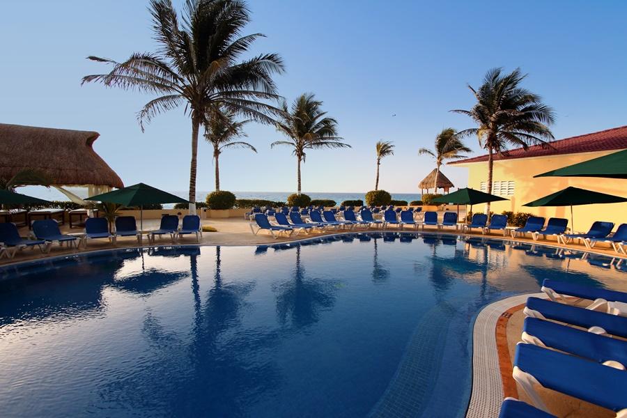 Готель Gr Solaris Caribe Канкун Екстер'єр фото